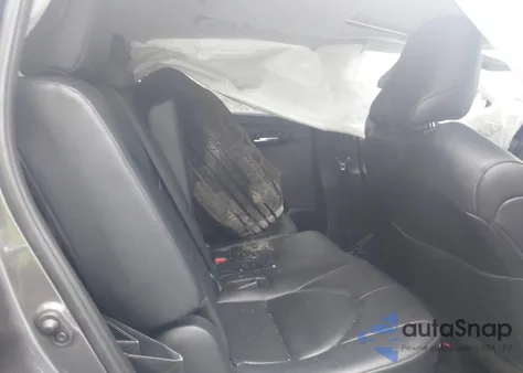 2024 Toyota Highlander Xle from USA, damaged, VIN 5TDKDRBH3RS564255